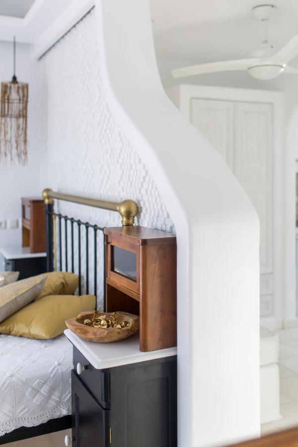 Naxian Riviera Exclusive Seafront Suites, Junior Suite Agios Prokopios  Eksteriør billede